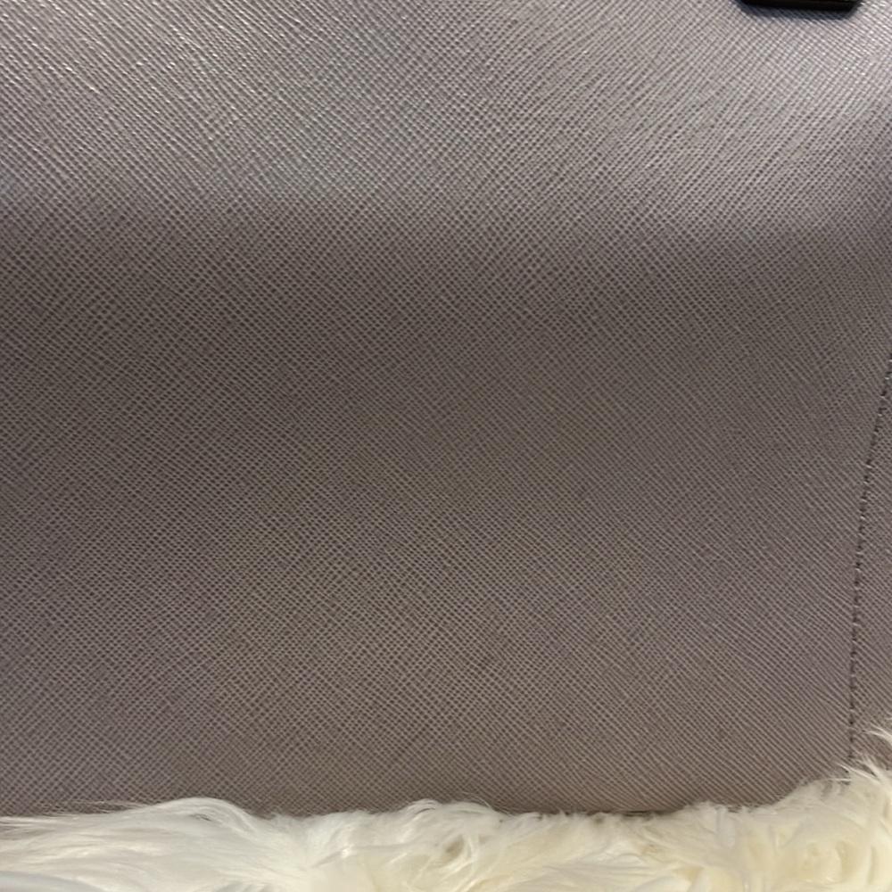 Michael Kors Greenwich Large Grab Bag - Picture 7 of 15